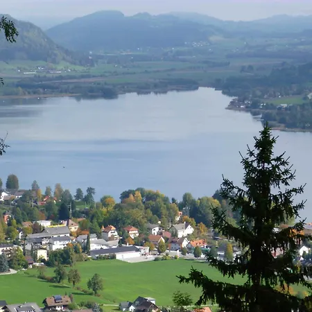 Seeblick By Interhome * Bodensdorf